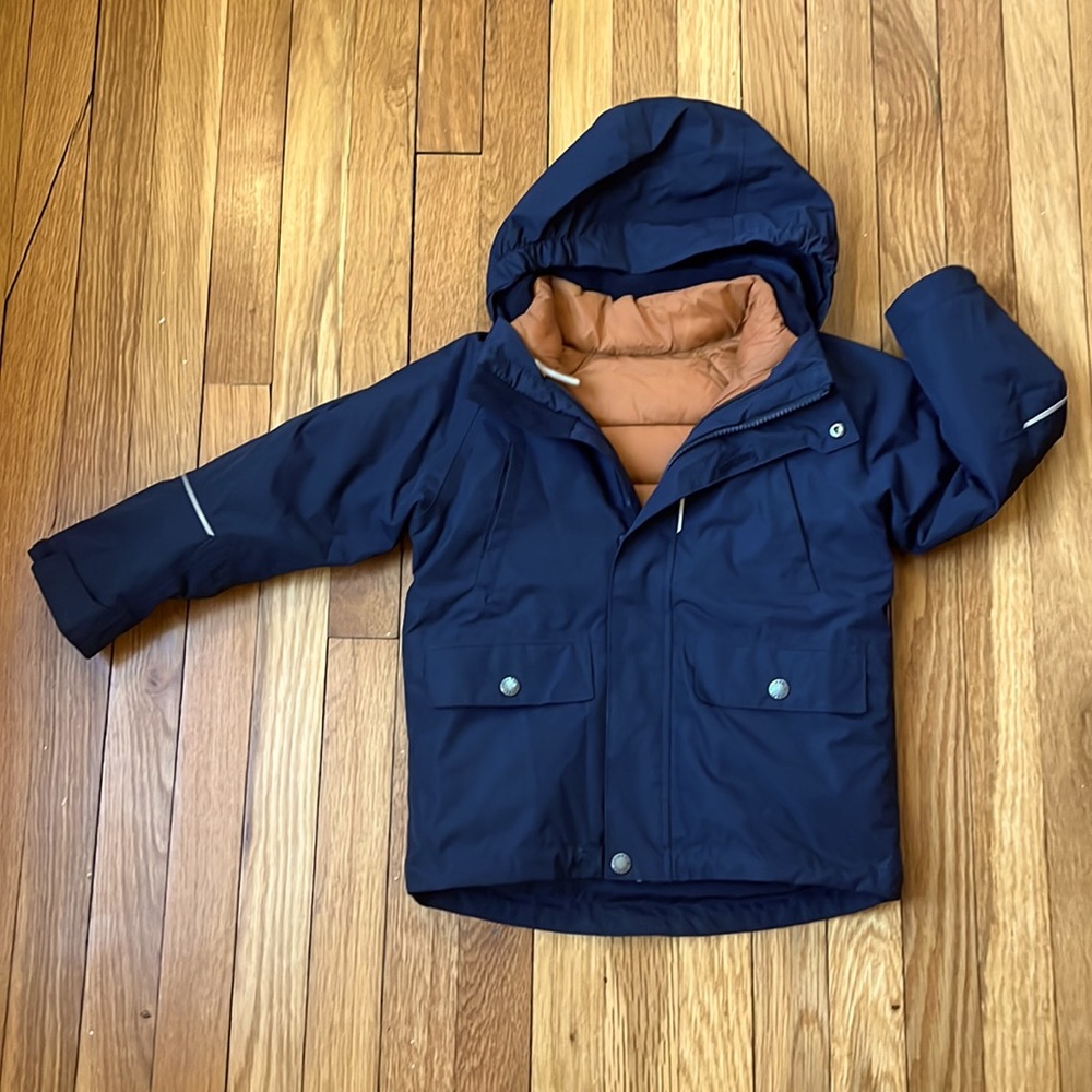 Gorgeous 4T-5T warm winter coat.  Keep your kiddo warm and safe from PFAS!